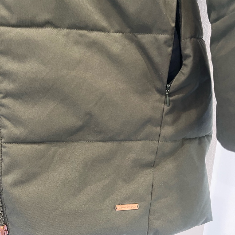 Sweaty Betty Olive Green Puffer Coat size small - Picture 7 of 9